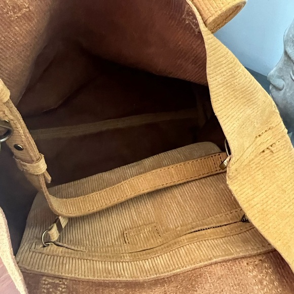 Corduroy yellow khaki bag side pocket with shoulder strap - Picture 6 of 8